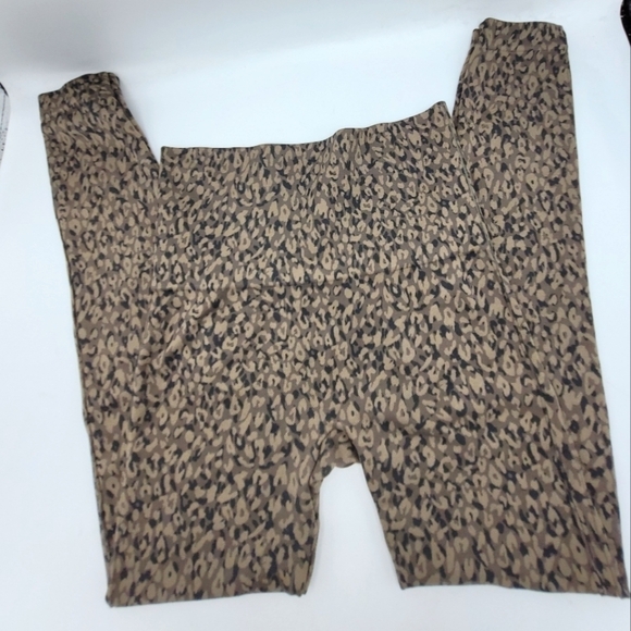 Spanx Leggings Leopard Print Seamless Knit High Rise Look At Me Now Size S - Picture 12 of 14
